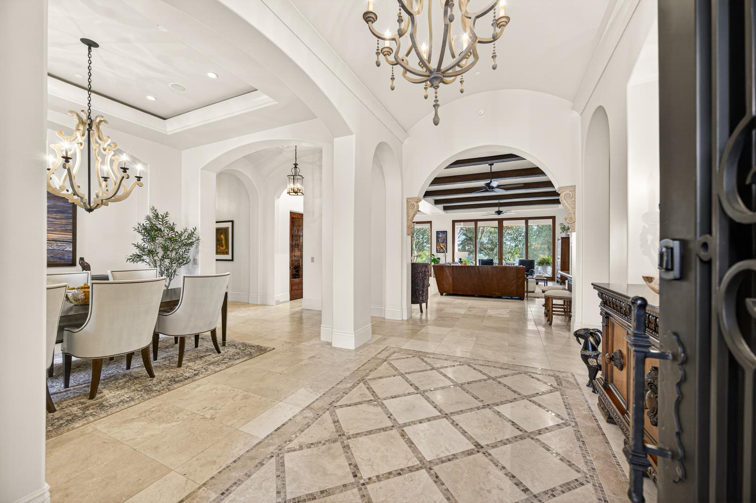 3909 Edgevale Court Fair Oaks, CA 95628 - Photo 19 of 98