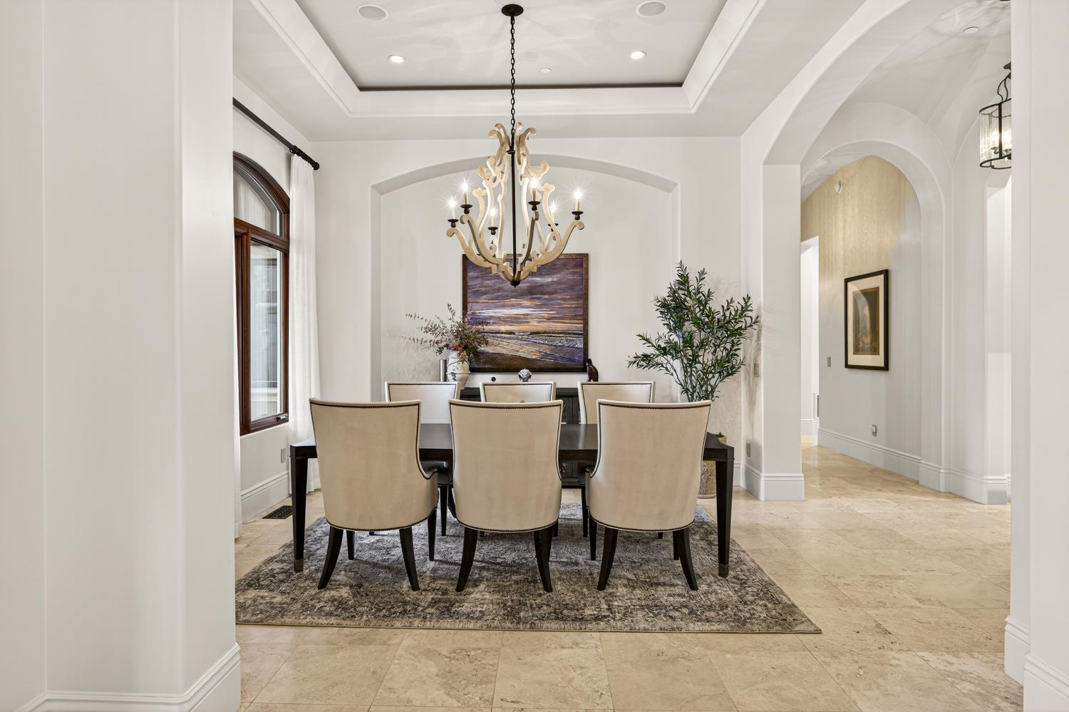 3909 Edgevale Court Fair Oaks, CA 95628 - Photo 20 of 98 a view of a dining room with furniture and window