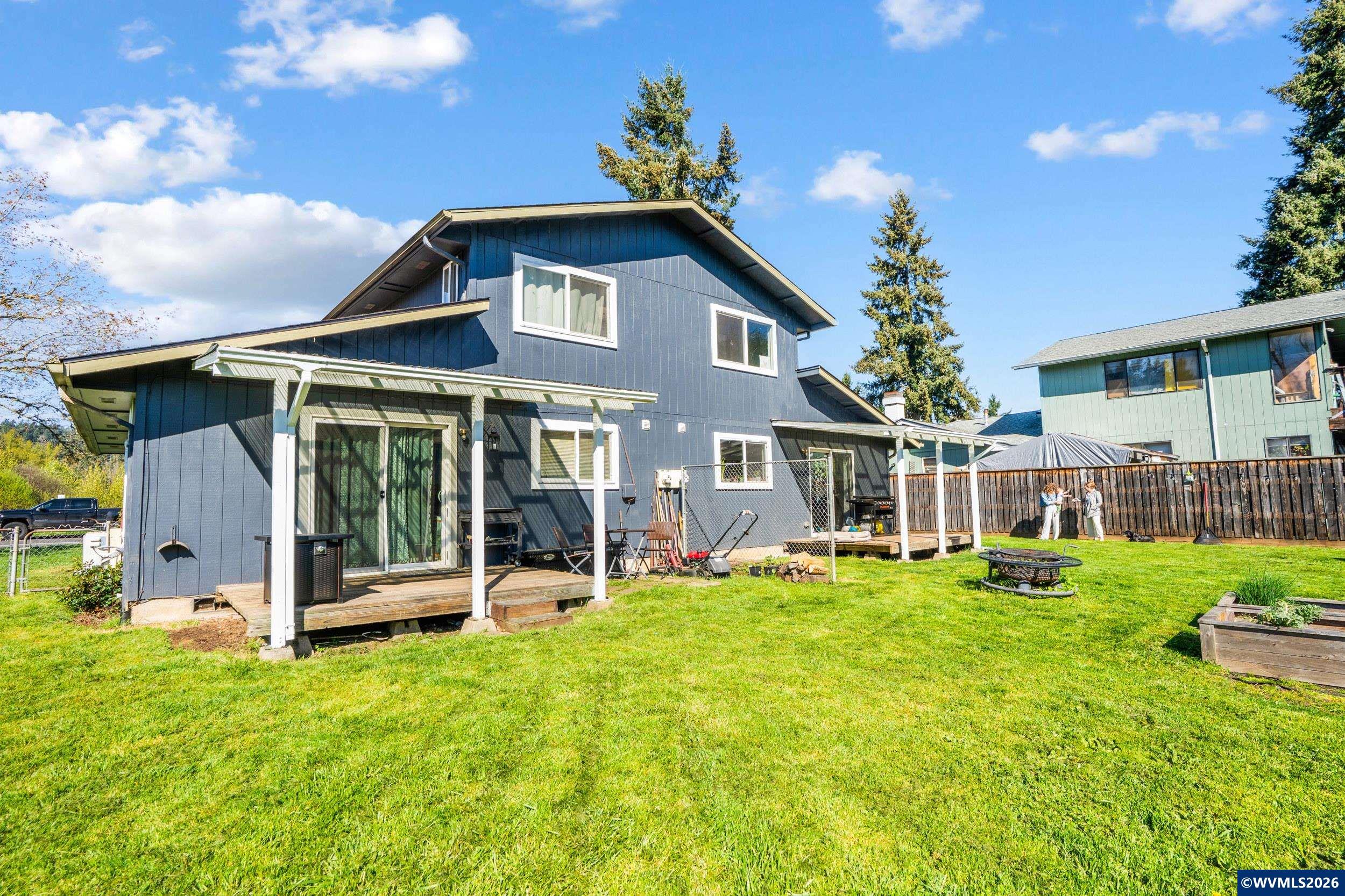 796 South R Street Cottage Grove, OR 97424 - Photo 25 of 32