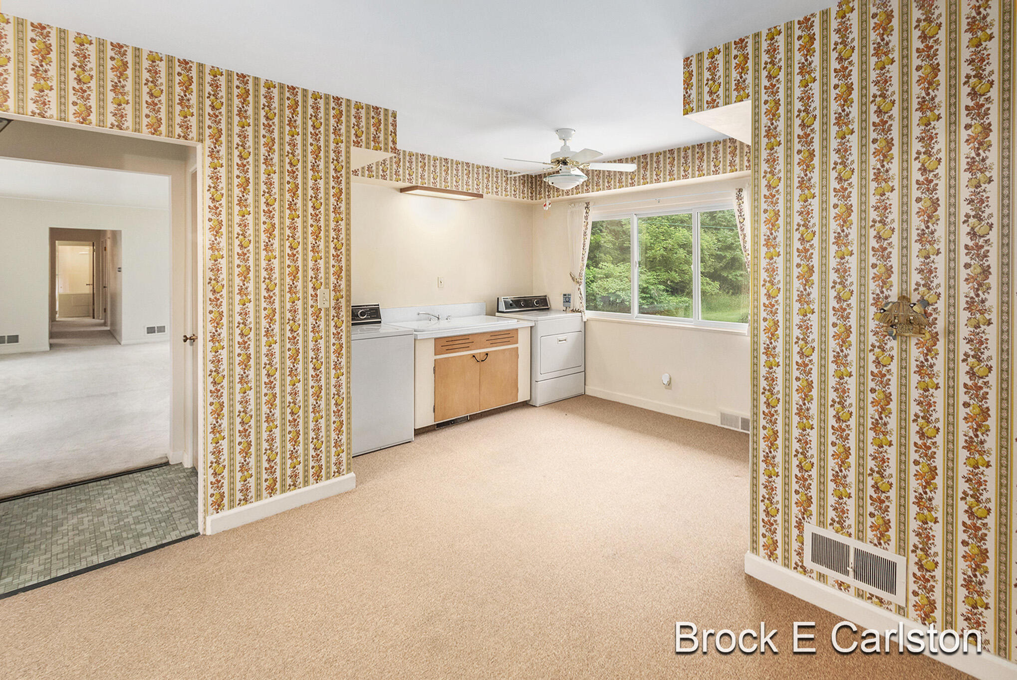 678 Aue Road Norton Shores, MI 49441 - Photo 39 of 57 S22A4384