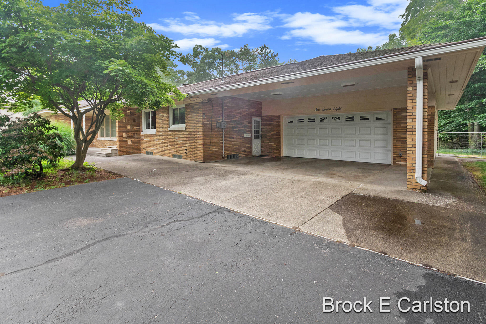 678 Aue Road Norton Shores, MI 49441 - Photo 6 of 57 S22A4318