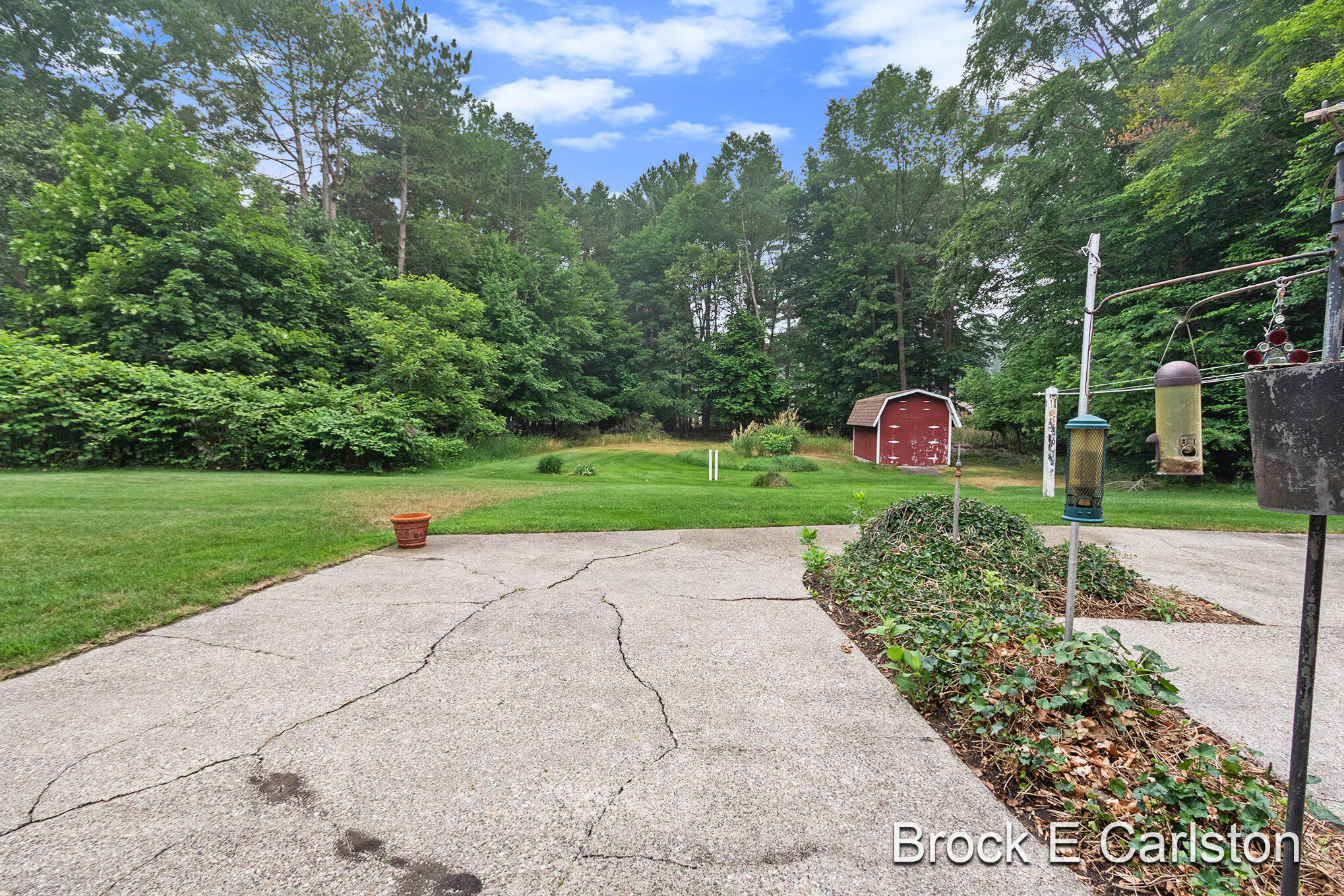 678 Aue Road Norton Shores, MI 49441 - Photo 9 of 57 S22A4322