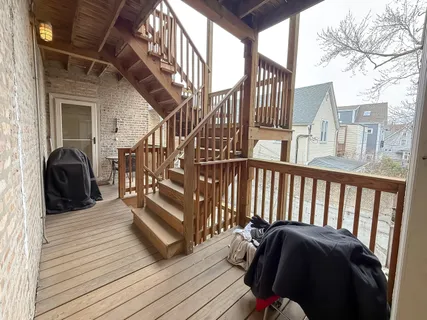 $3,400 | 1946 West Newport Avenue, Unit 3E, Chicago, IL 60657