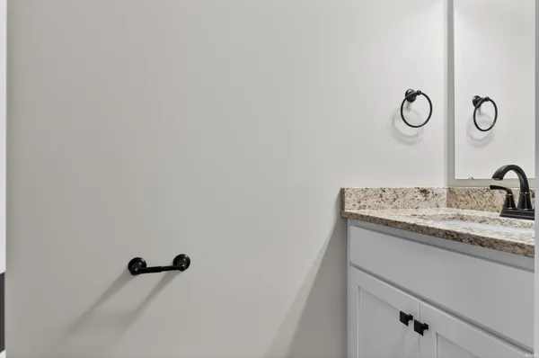 $734,900 | 17749 Castlefeane Court, Leo, IN 46765