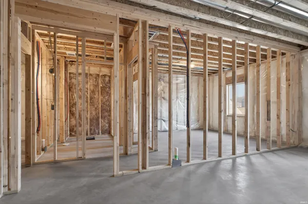 $734,900 | 17749 Castlefeane Court, Leo, IN 46765