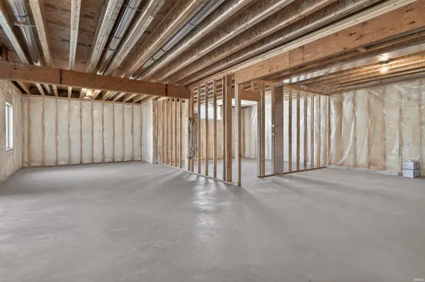 $734,900 | 17749 Castlefeane Court, Leo, IN 46765