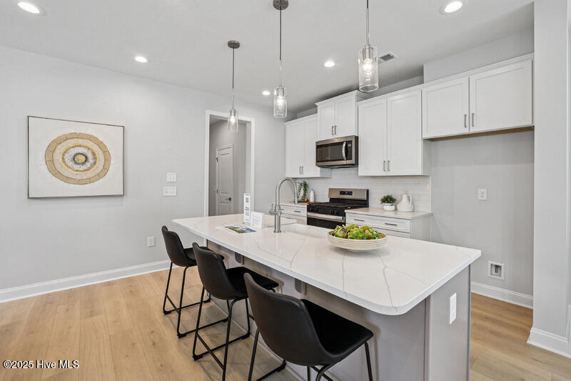 2511 Hillbourne Loop North Myrtle Beach, SC 29582 - Photo 5 of 34 35 kitchen