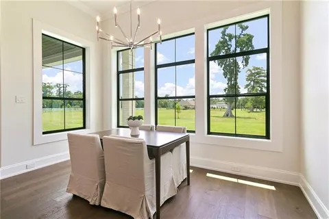 $1,369,000 | 15 Oak Hills Lane, New Orleans, LA 70131