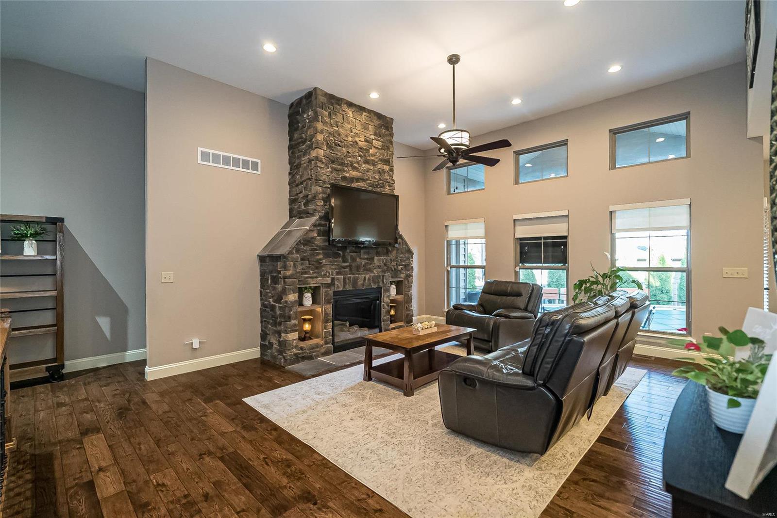 831 Ringer Court St. Louis, MO 63129 - Photo 11 of 59 Gallery Image 11