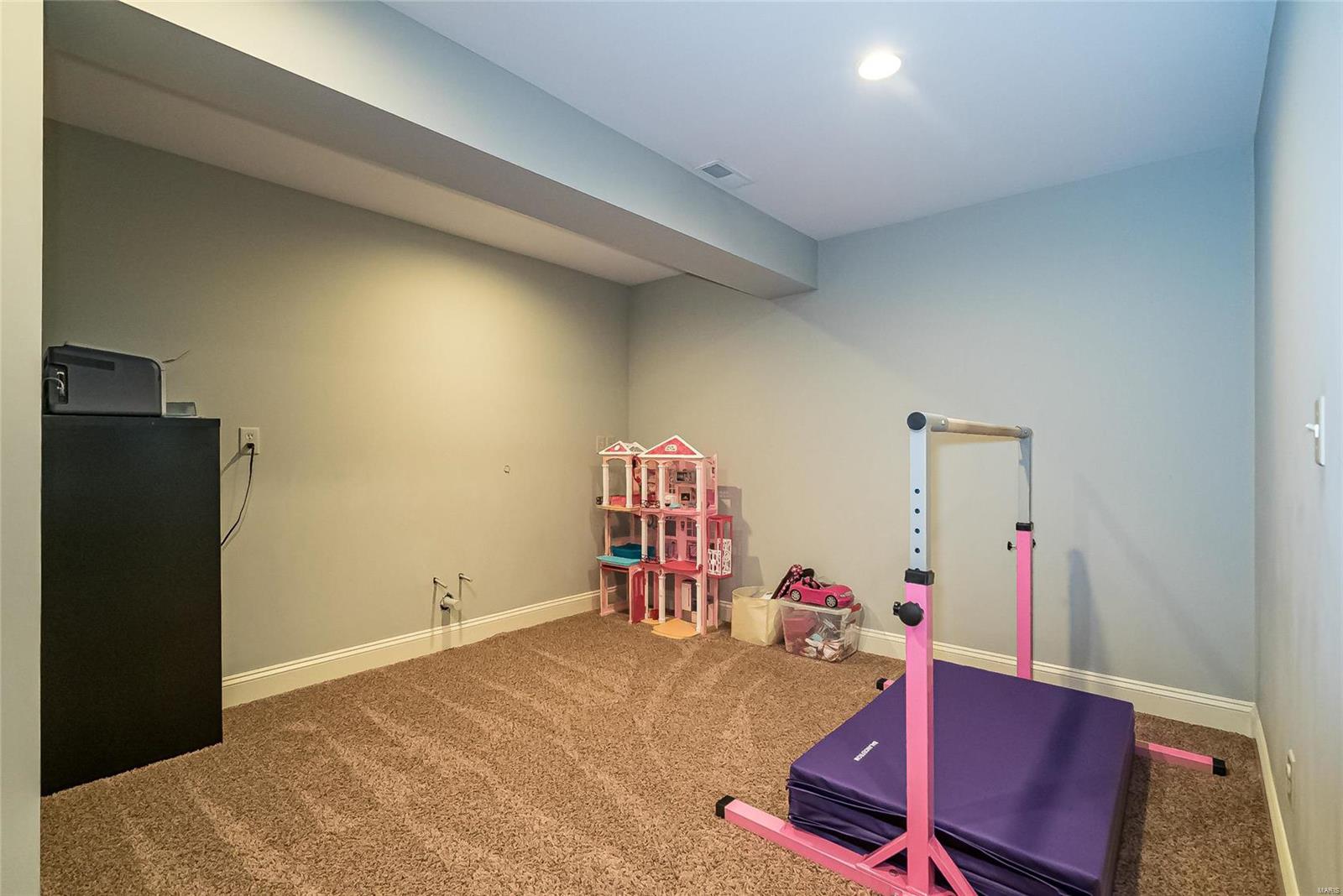 831 Ringer Court St. Louis, MO 63129 - Photo 41 of 59 Gallery Image 41