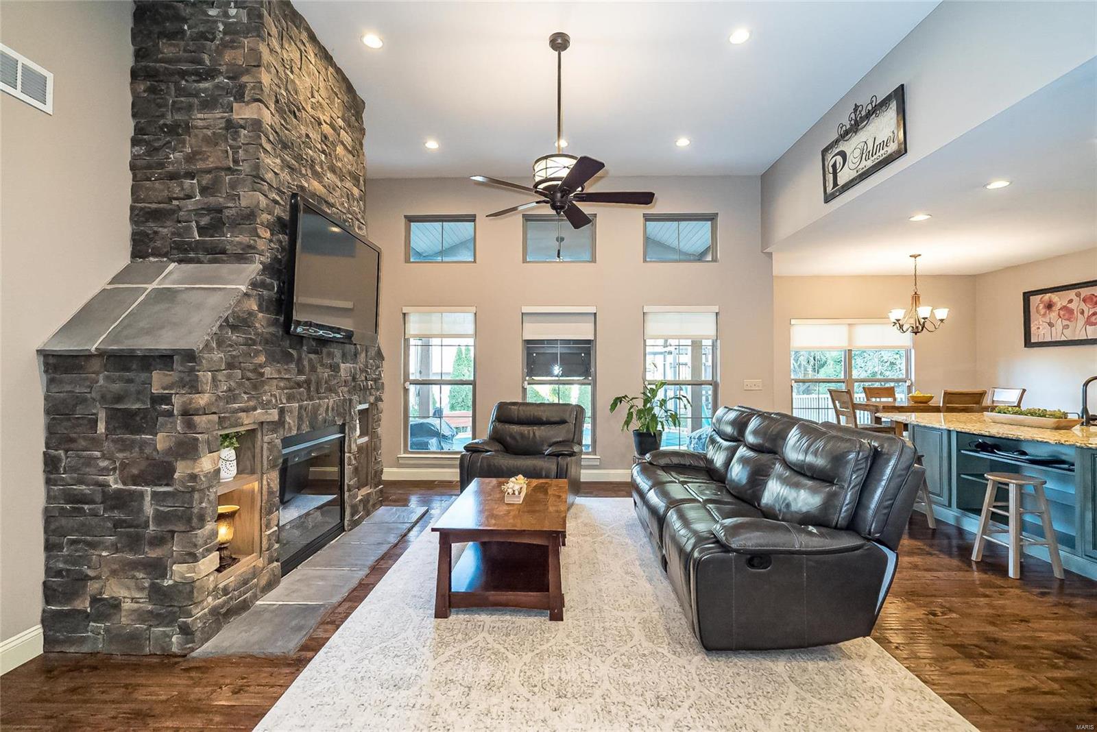 831 Ringer Court St. Louis, MO 63129 - Photo 10 of 59 Gallery Image 10