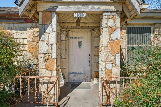 $600,000 | 4310 Red River Street, Austin, TX 78751