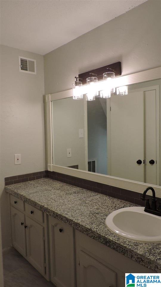 313 Foxglen Road Birmingham, AL 35215 - Photo 16 of 26