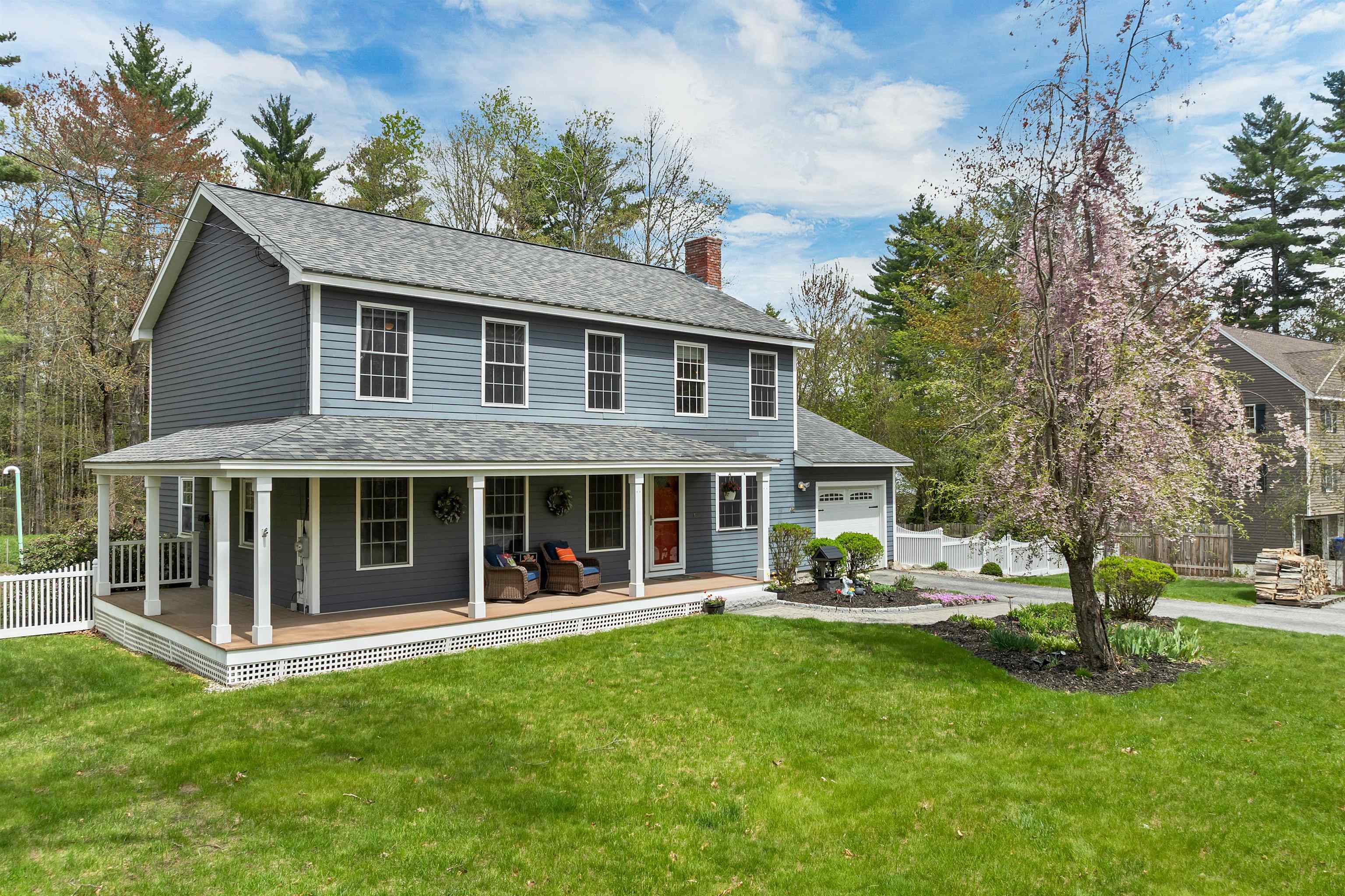 46 Albin Road Bow, NH 03304 - Photo 3 of 58