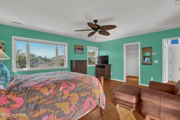 $1,550,000 | 111 Cutlass Drive, Surf City, NC 28445