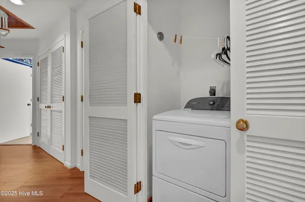 $1,550,000 | 111 Cutlass Drive, Surf City, NC 28445