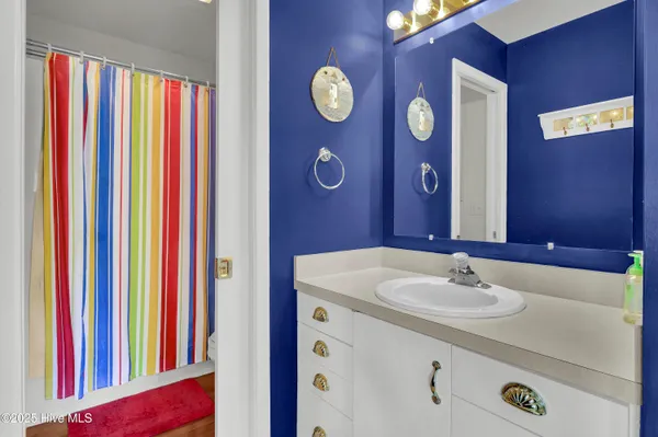 $1,550,000 | 111 Cutlass Drive, Surf City, NC 28445