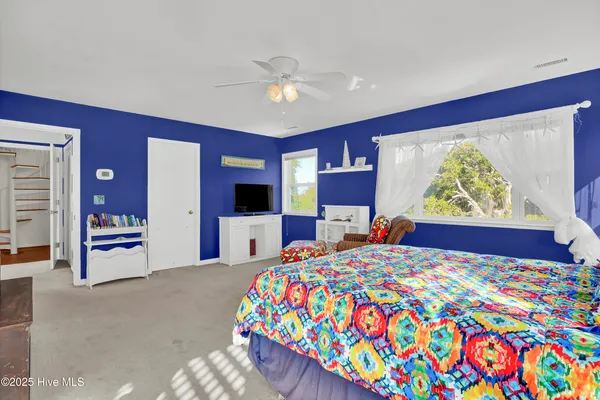 $1,550,000 | 111 Cutlass Drive, Surf City, NC 28445