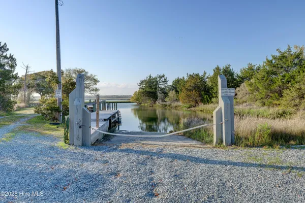 $1,550,000 | 111 Cutlass Drive, Surf City, NC 28445