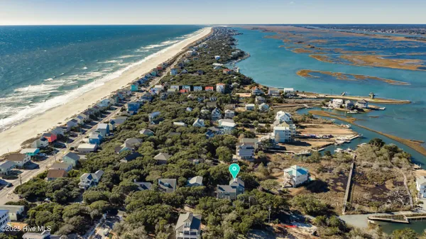 $1,550,000 | 111 Cutlass Drive, Surf City, NC 28445