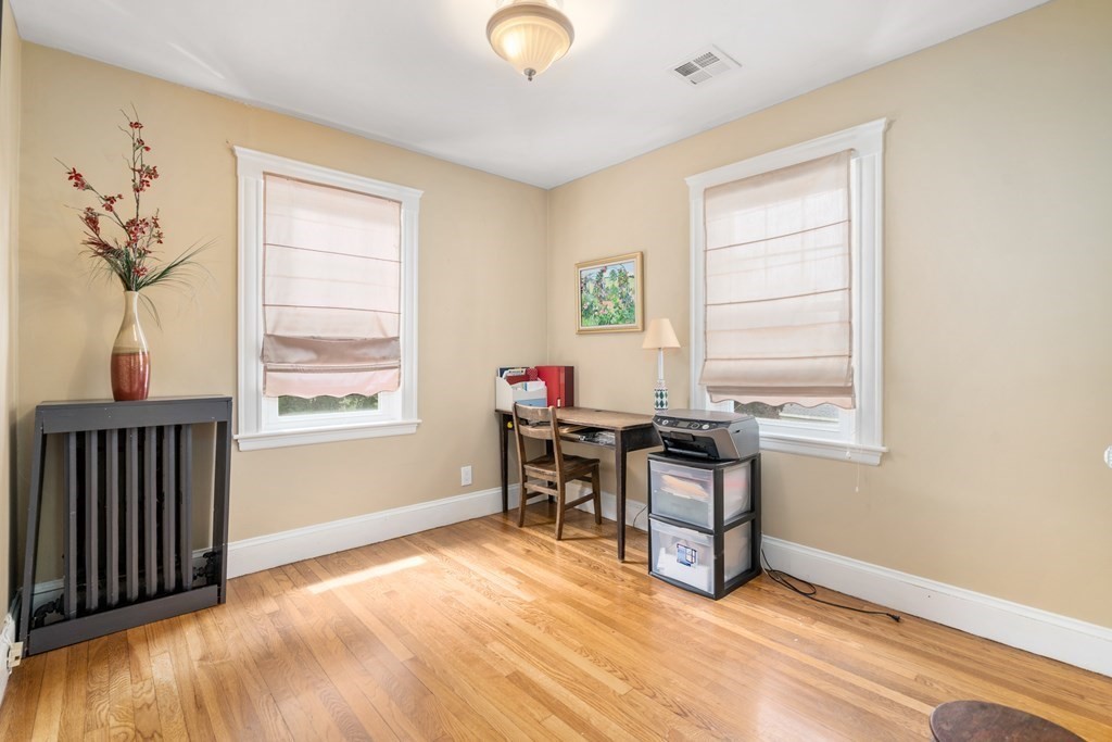 33 Bogandale Road Boston, MA 02132 - Photo 16 of 29