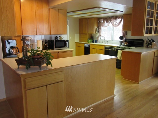 1527 Spring Branch Road Walla Walla, WA 99362 - Photo 6 of 36