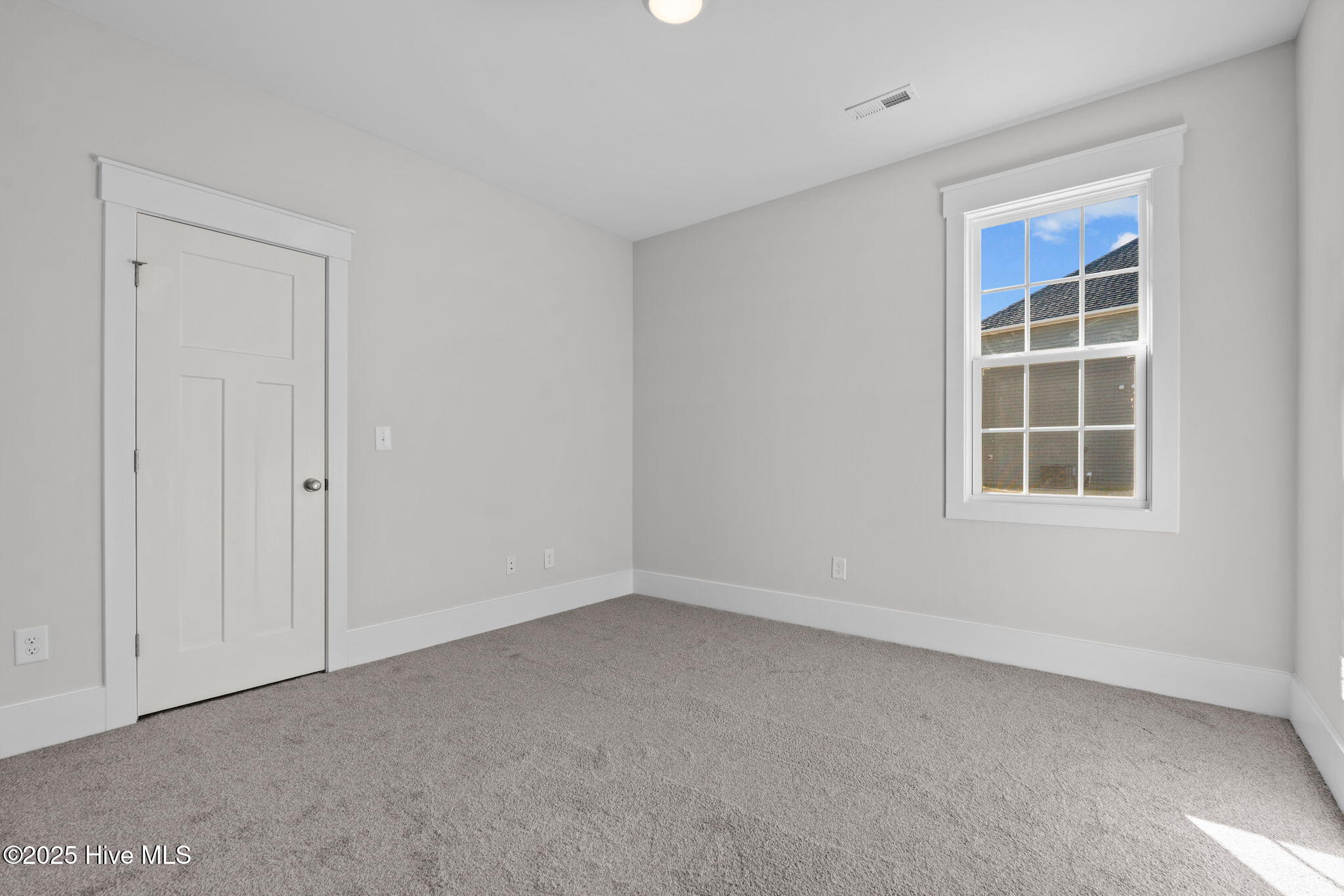 820 Winds Way Aberdeen, NC 28315 - Photo 13 of 46 15-web-or-mls-DSC00384