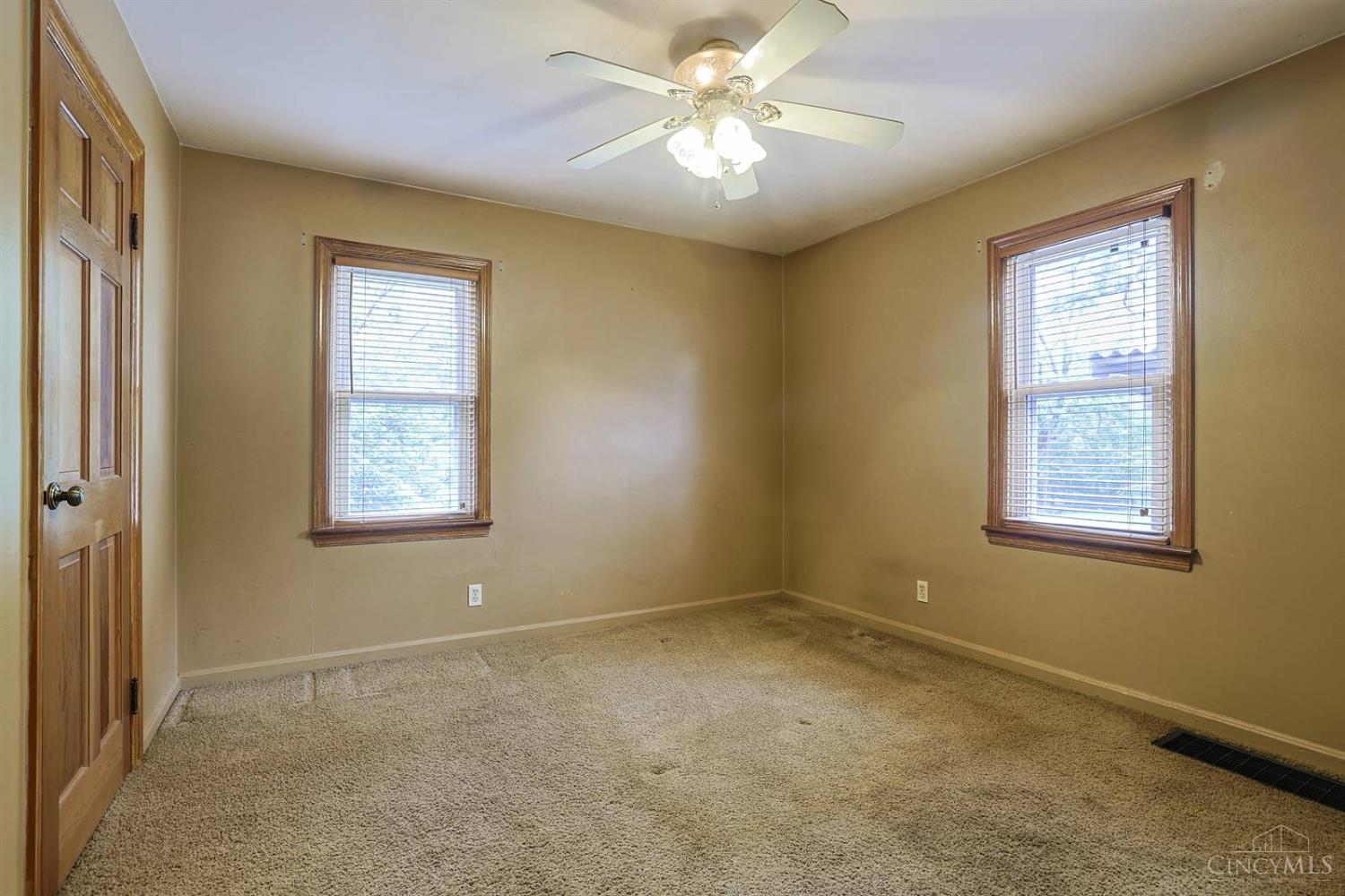7845 Livingston Road Cincinnati, OH 45247 - Photo 21 of 48 Gallery Image 21