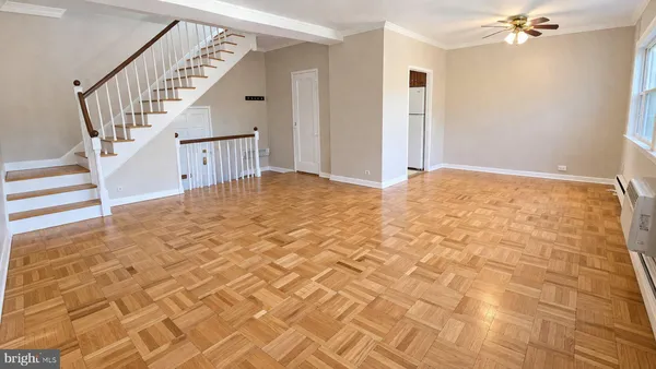 $2,450 | 3216 Gunston Road, Alexandria, VA 22302
