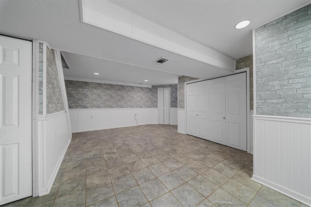 5147 Glenhurst Road Pittsburgh, PA 15207 - Photo 18 of 28