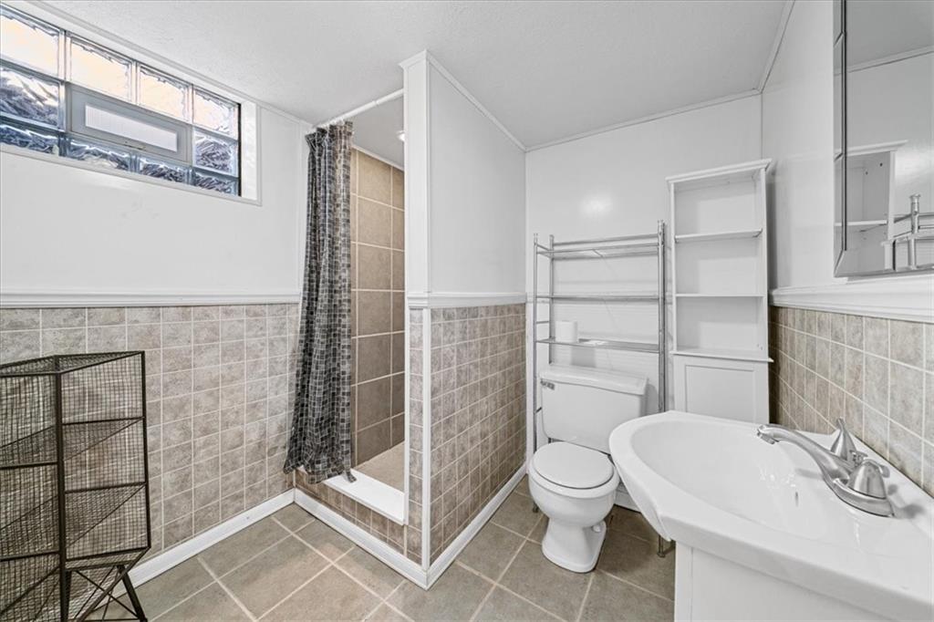 5147 Glenhurst Road Pittsburgh, PA 15207 - Photo 20 of 28