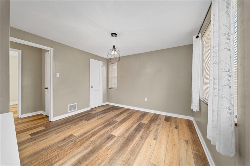 5147 Glenhurst Road Pittsburgh, PA 15207 - Photo 8 of 28