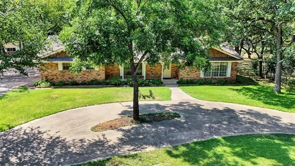 $1,290,000 | 638 East Arawe Circle, Irving, TX 75060