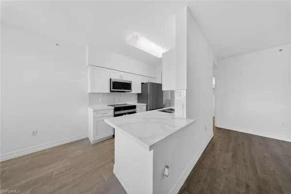 $2,000 | 7925 Preserve Circle, Unit 316, Naples, FL 34119