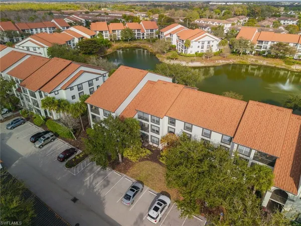 $2,000 | 7925 Preserve Circle, Unit 316, Naples, FL 34119
