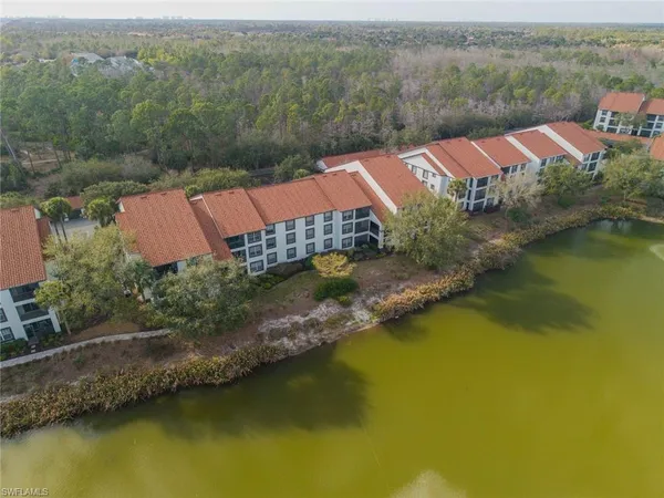 $2,000 | 7925 Preserve Circle, Unit 316, Naples, FL 34119