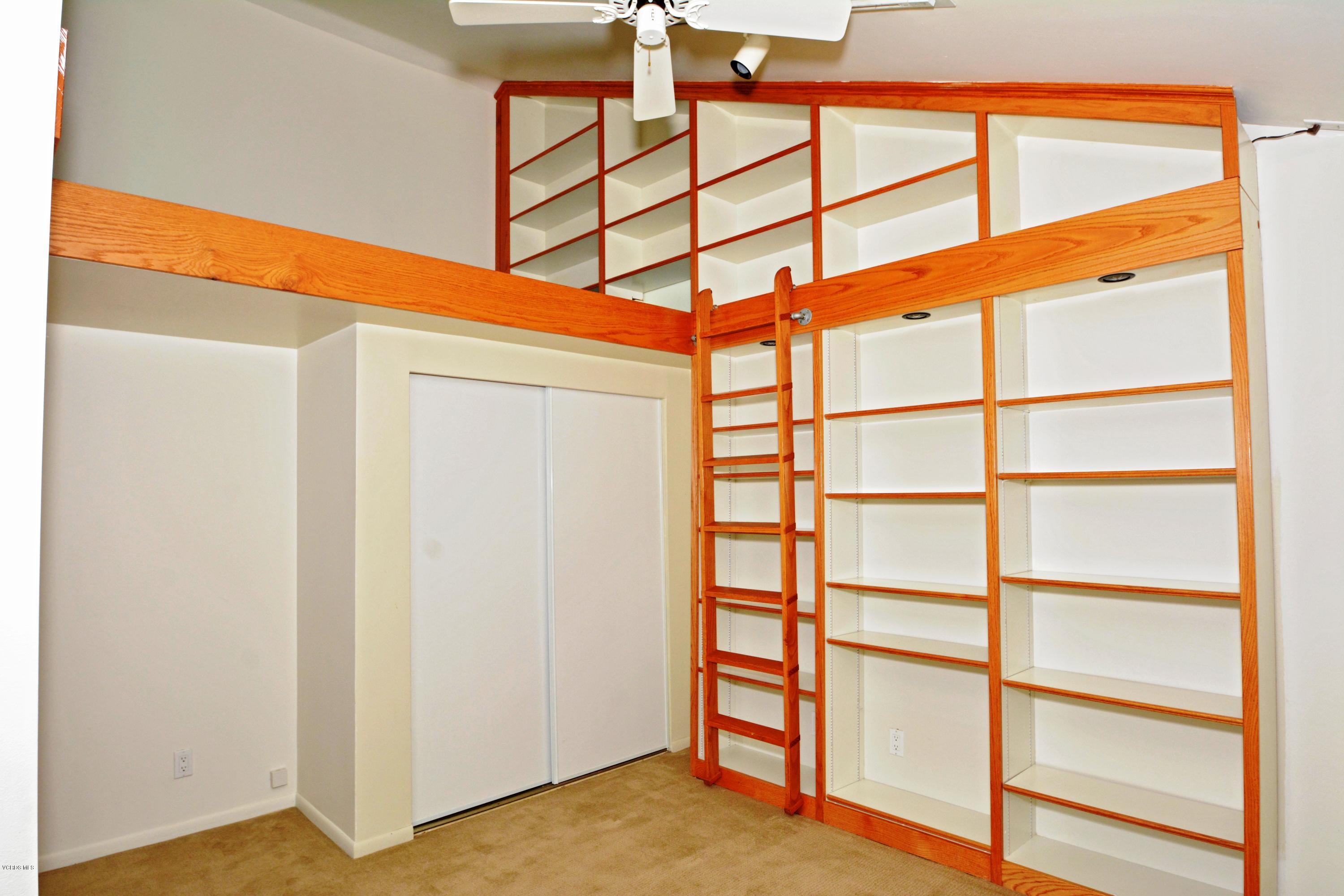 3352 Bryan Avenue Simi Valley, CA 93063 - Photo 20 of 23 library loft