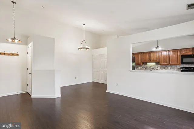 $244,999 | 3856 Shadywood Drive, Unit 3B, Jefferson, MD 21755