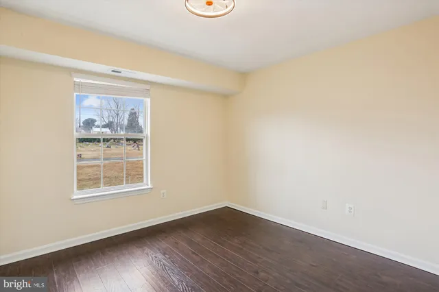 $244,999 | 3856 Shadywood Drive, Unit 3B, Jefferson, MD 21755