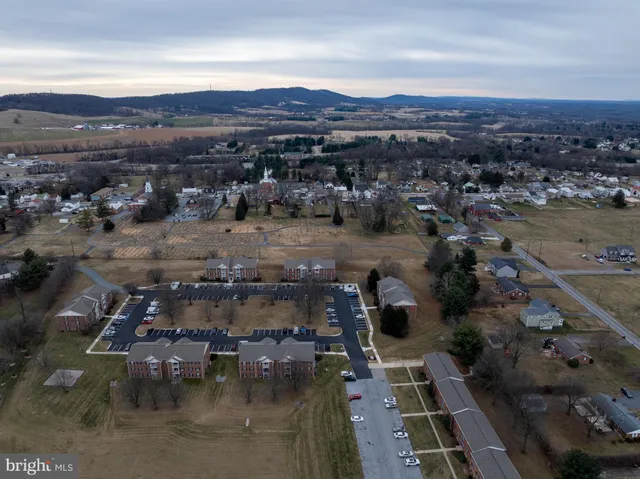 $244,999 | 3856 Shadywood Drive, Unit 3B, Jefferson, MD 21755