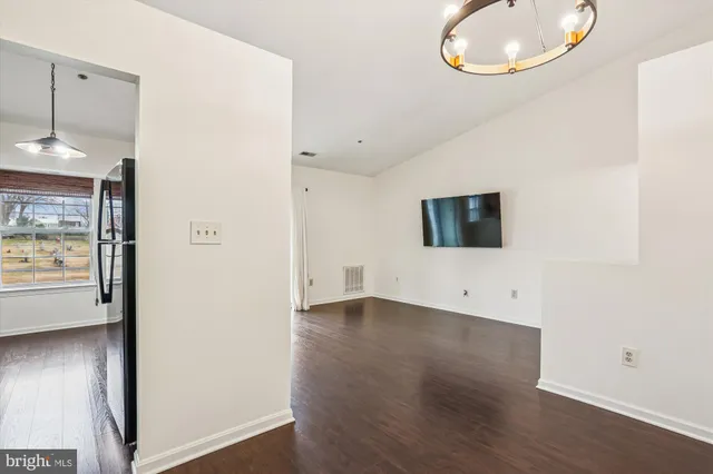 $244,999 | 3856 Shadywood Drive, Unit 3B, Jefferson, MD 21755