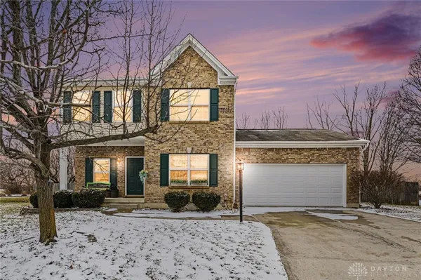 $369,000 | 2880 Manor Court, Troy, OH 45373
