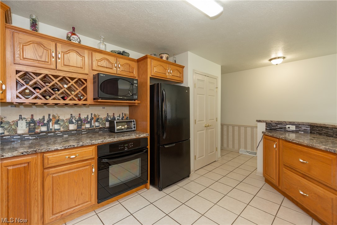 3368 Schotten Road Hubbard, OH 44425 - Photo 15 of 33 Gallery Image 15