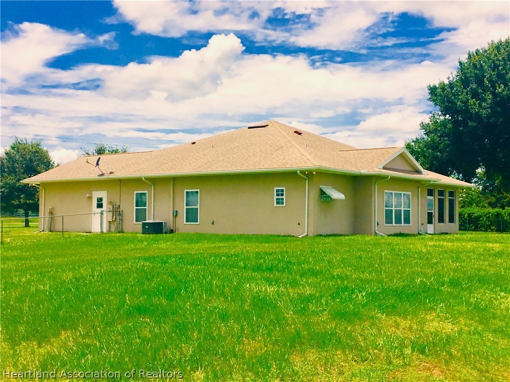 1377 Dansby Road Wauchula, FL 33873 - Photo 5 of 30 Gallery Image 5