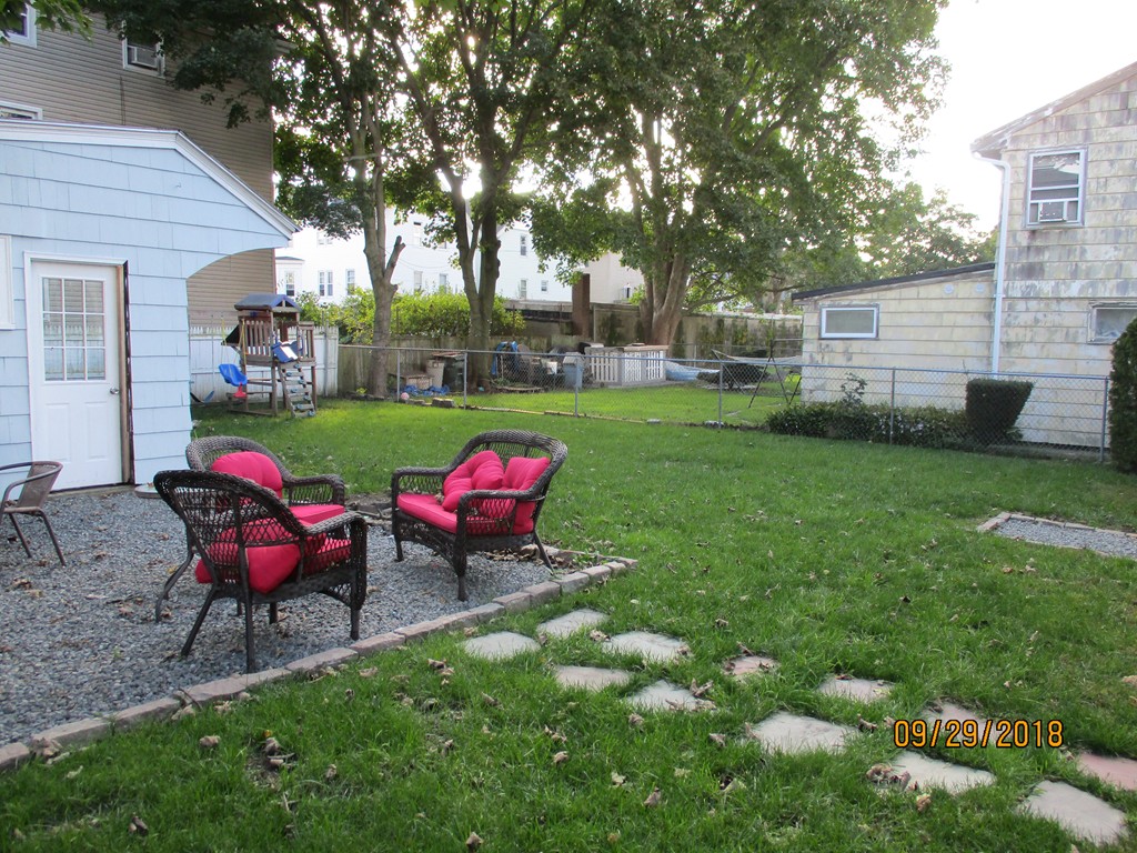103 Niagara Street Fall River, MA 02721 - Photo 4 of 30