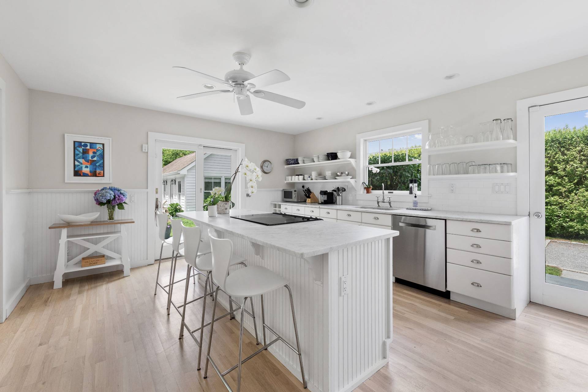 124 Ocean Road Bridgehampton, NY 11932 - Photo 13 of 27