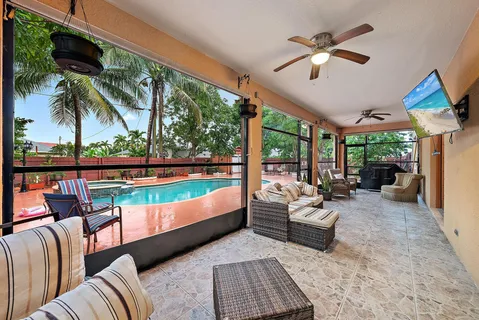 $639,999 | 565 Southwest Halden Avenue, Port St. Lucie, FL 34953