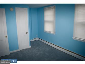 934 Collings Road Camden, NJ 08104 - Photo 3 of 12