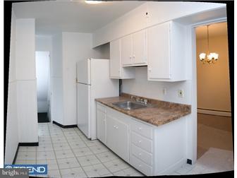 934 Collings Road Camden, NJ 08104 - Photo 4 of 12 Kitchen