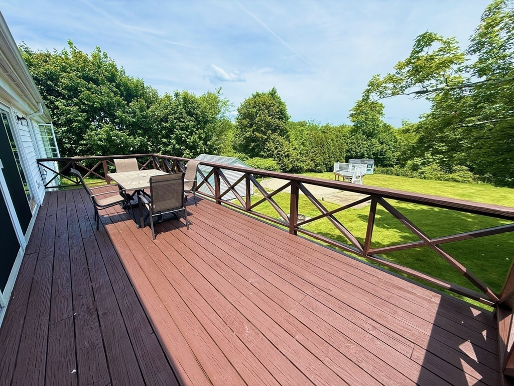 74 Fiske Hill Road Sturbridge, MA 01566 - Photo 7 of 42 Gallery Image 7